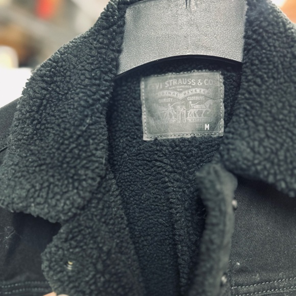 Levi's Jacket - Picture 2 of 2